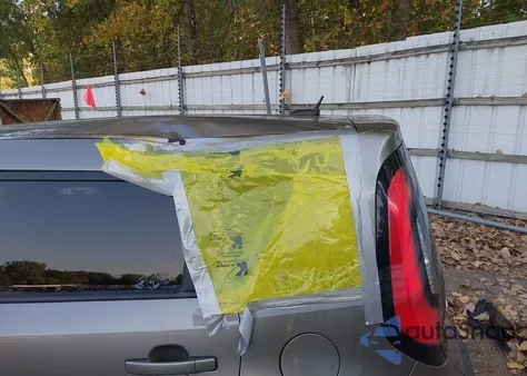 2014 Kia Soul from USA, damaged, VIN KNDJN2A26E7063720